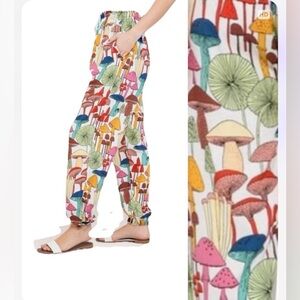 LA SOUL Mushroom Print Pants size S/M